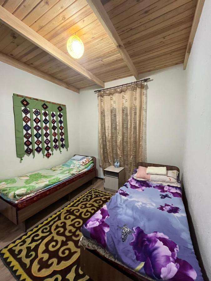 Guest House Guljan Bokonbayevo Εξωτερικό φωτογραφία