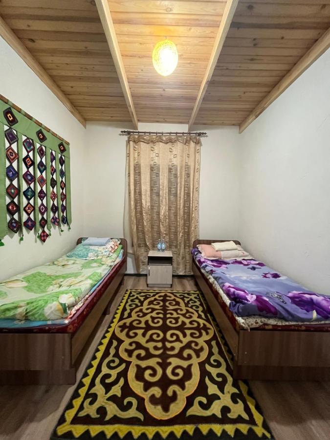 Guest House Guljan Bokonbayevo Εξωτερικό φωτογραφία