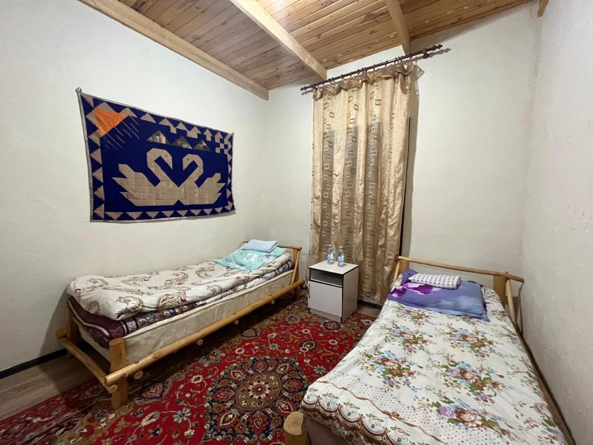Guest House Guljan Bokonbayevo Εξωτερικό φωτογραφία
