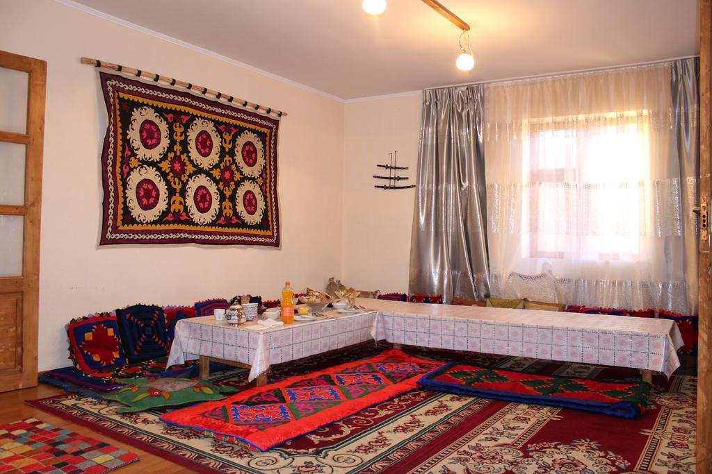 Guest House Guljan Bokonbayevo Εξωτερικό φωτογραφία